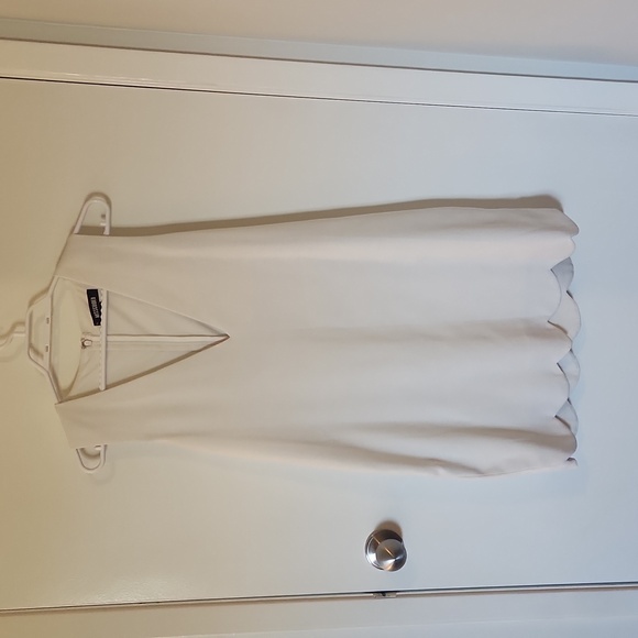 MISSGUIDED white dress - Picture 1 of 7